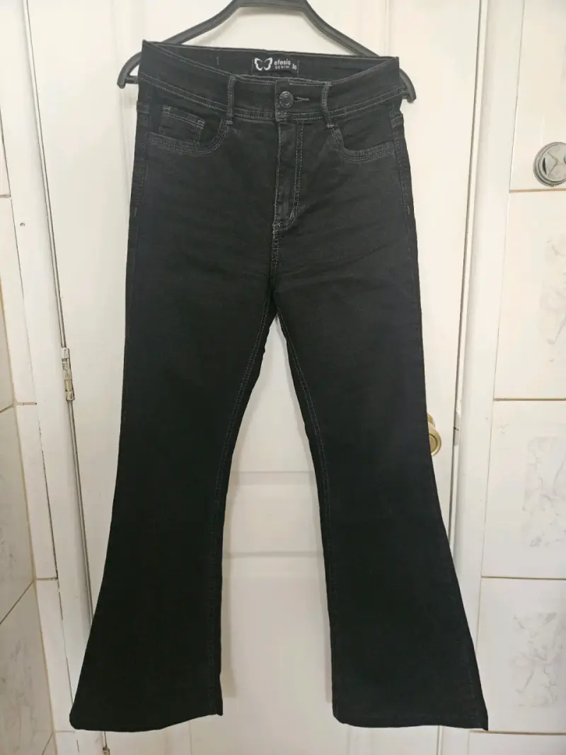 Jeans Efesis acampanados negros mujer - 1