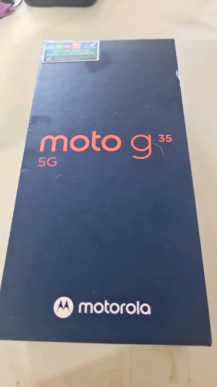 Smartphone Motorola Moto G35 5G con caja - 1