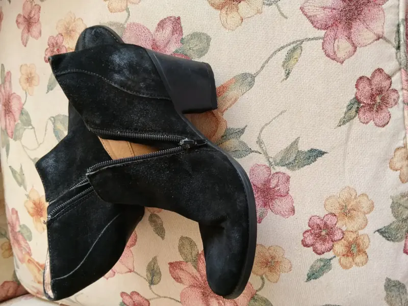 Botines de cuero negro Bruno Rossi con cierre lateral - 3