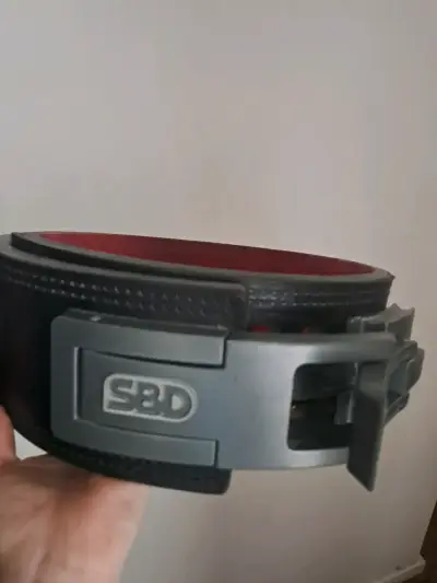 Cinturón de levantamiento de pesas SBD negro - miniatura 1