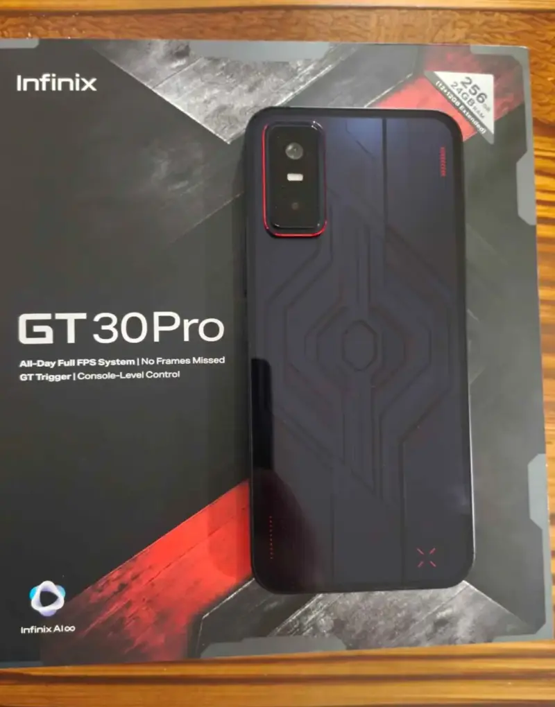 Smartphone Infinix GT 30 Pro con 256GB de almacenamiento - 2