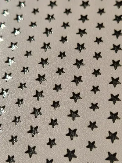 Billetera de mujer con diseño de estrellas - miniatura 3