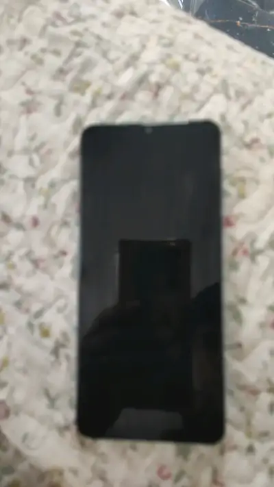 Smartphone Samsung Galaxy A12 azul en buen estado - miniatura 2