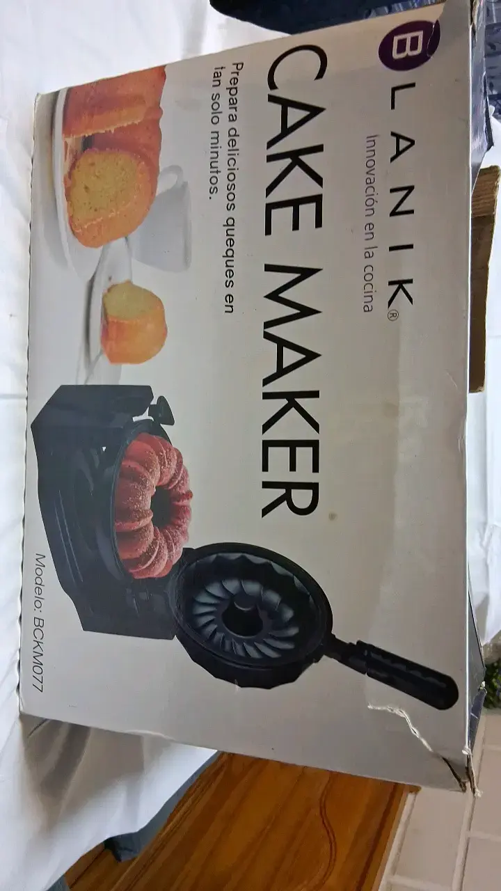 Máquina para queques Blanik modelo BCKM077 - 1