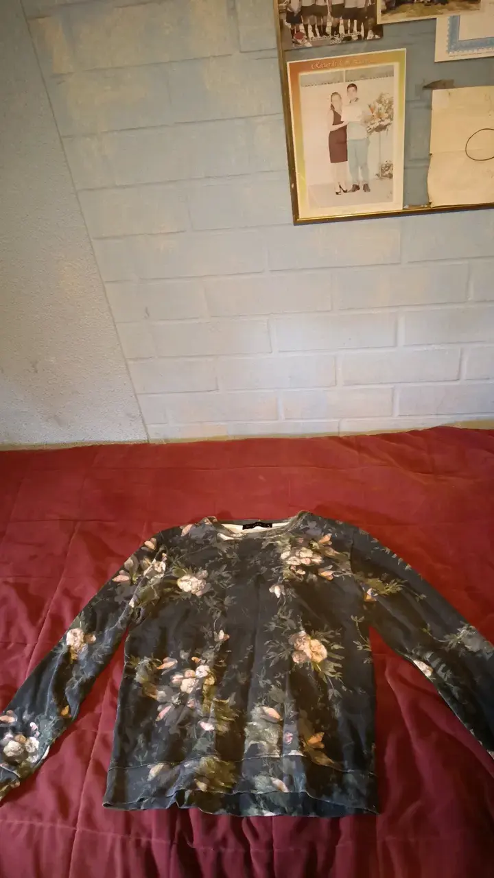 Polera manga larga floral para mujer - 1