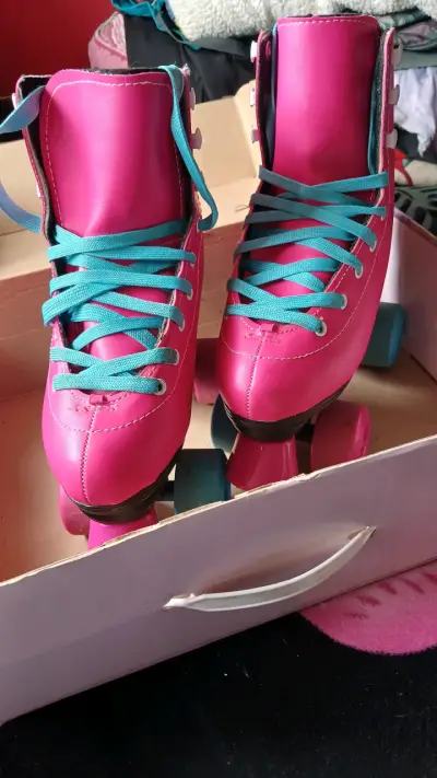 Patines de cuatro ruedas - miniatura 1