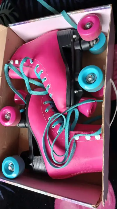 Patines de cuatro ruedas - miniatura 2