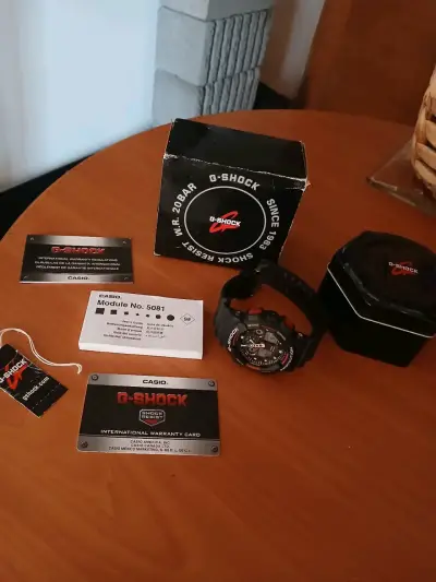 Reloj Casio G-Shock GA 100 resistente al agua - miniatura 2