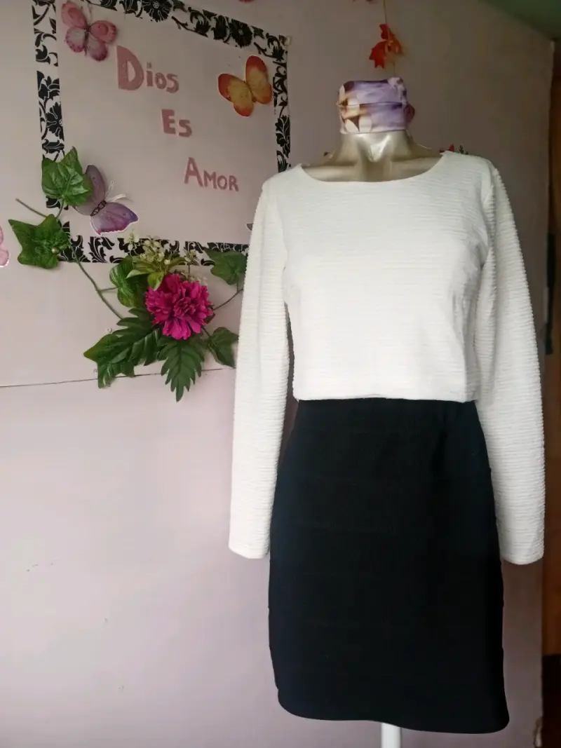Enterito Beige de Manga Larga para Mujer - 6