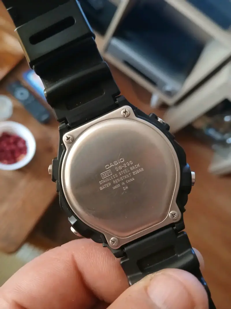 Reloj digital Casio DW 200 "Mision Imposible" - 2