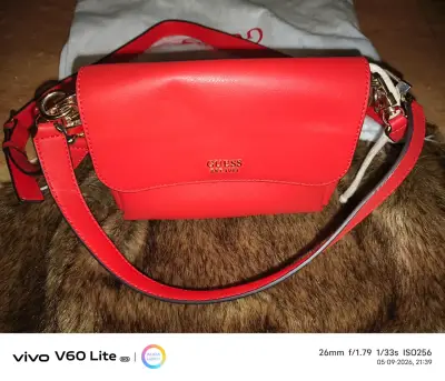 Cartera cruzada roja Guess elegante - miniatura 5