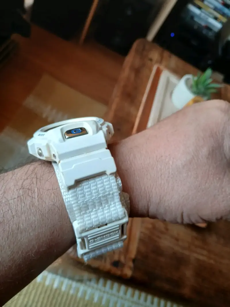 Reloj Casio G-Shock DW 6697 único y de coleccion - 2