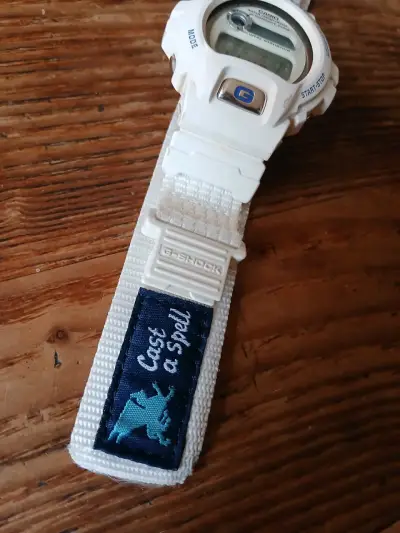 Reloj Casio G-Shock DW 6697 único y de coleccion - miniatura 5