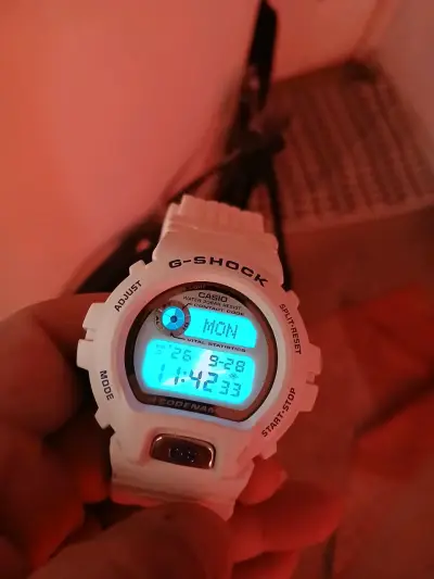 Reloj Casio G-Shock DW 6697 único y de coleccion - miniatura 6