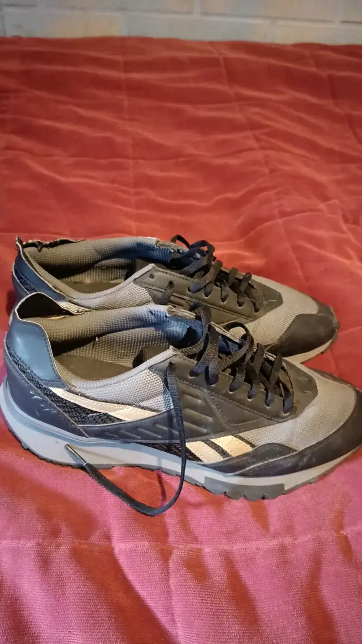 Zapatillas deportivas Reebok Batman gris y negro - 3