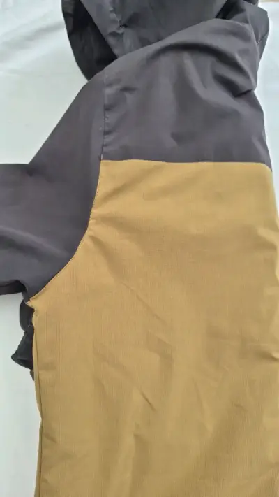 Chaqueta impermeable Rusty bicolor con capucha - miniatura 4