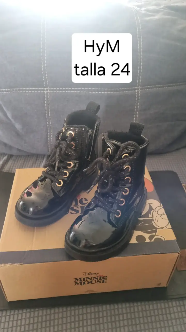 Botas negras para niña talla 24