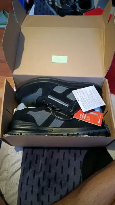 Zapatillas de seguridad Tempest negras - miniatura 1
