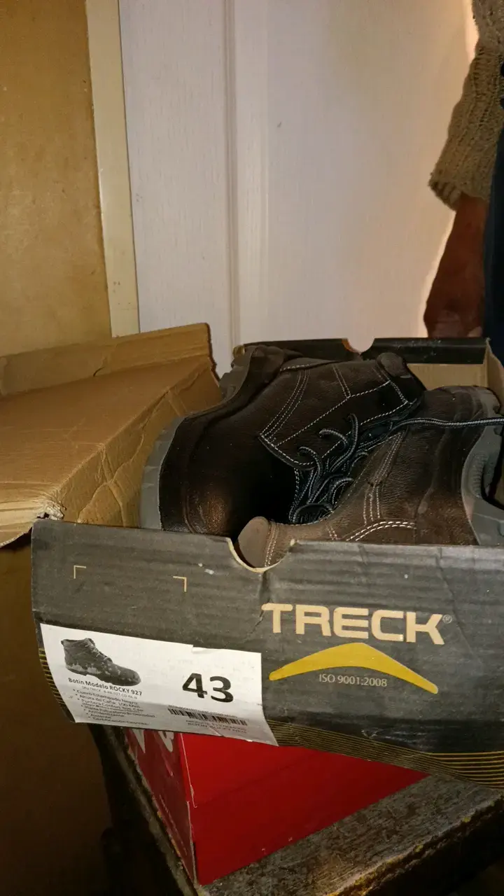 Botas de seguridad Treck negras talla 43 - 2