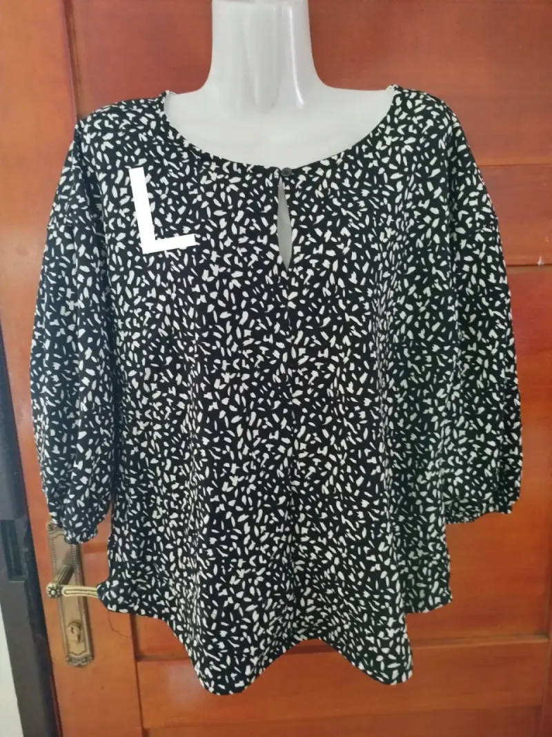 Conjunto de blusas diferentes tamaños - 2