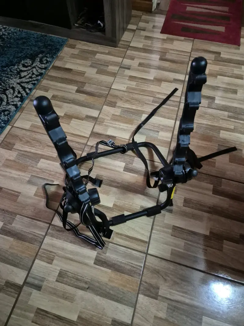 Portabicicletas Peruzzo para auto - 4