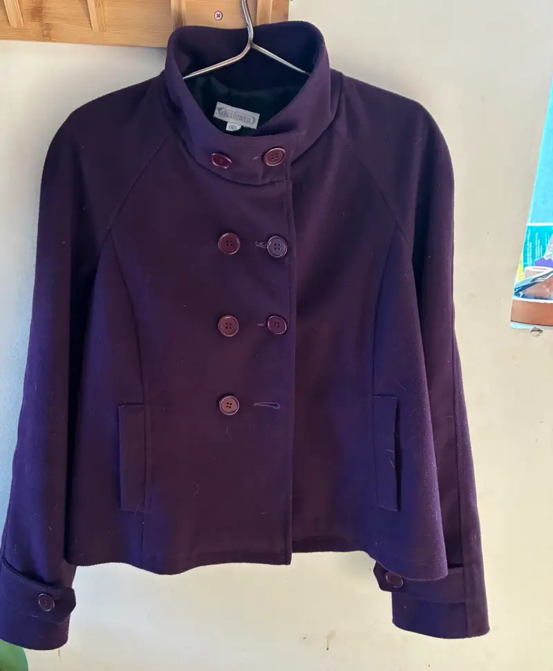 Chaqueta morada  de mujer delicata - 2