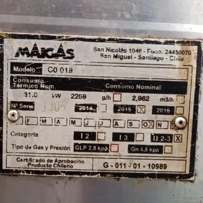 Cocina industrial a gas Marcas CO019 con horno - miniatura 2