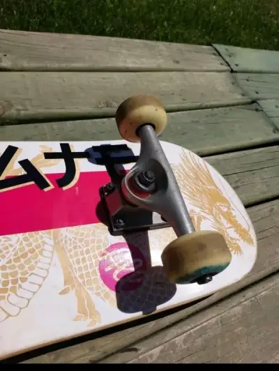 Skate/Patineta con diseño dragón - miniatura 3