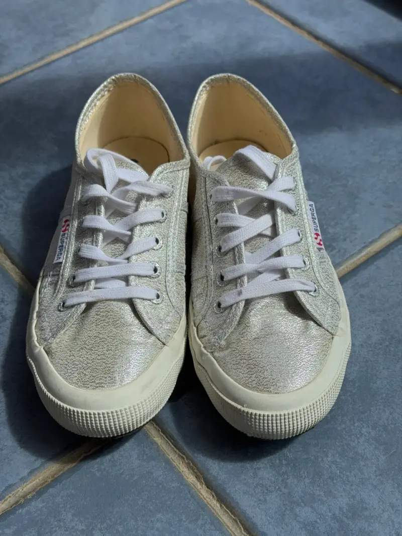 Zapatillas Superga plateadas con brillo talla 37 - 5