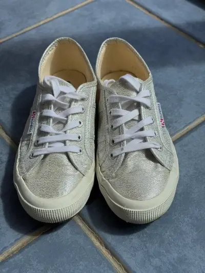 Zapatillas Superga plateadas con brillo talla 37 - miniatura 5