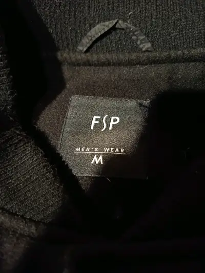 Chaqueta Varsity Negra y gris FSP Talla M - miniatura 3