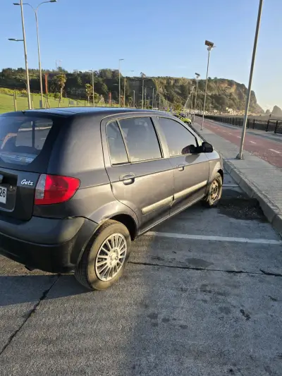Hyundai Getz 2007 en buen estado - miniatura 2