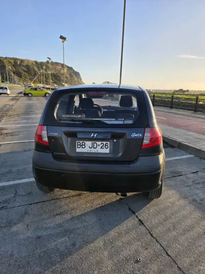 Hyundai Getz 2007 en buen estado - miniatura 3