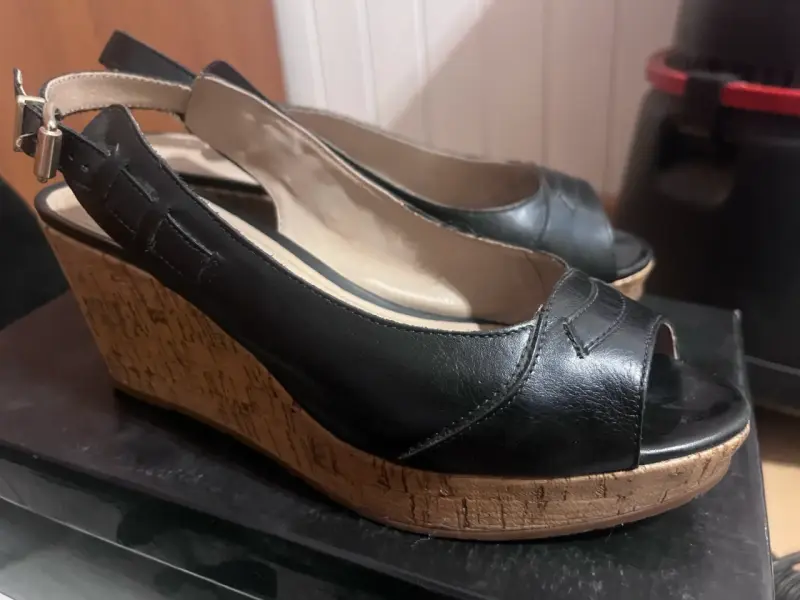 Sandalias de Cuña Negras con Plataforma de Corcho - 4