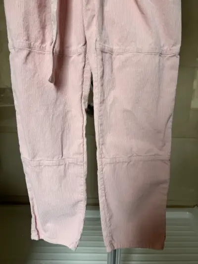 Jardinera cotelé rosa de mujer Zara con cinturón - miniatura 6