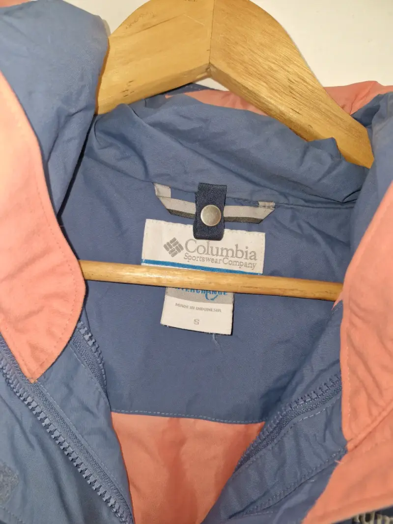 Chaqueta impermeable Columbia azul con capucha - 2