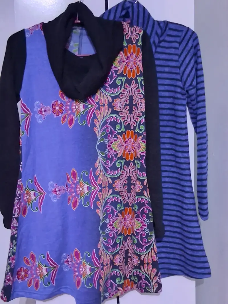 Vestido estampado floral y a rayas, con cuello - 3