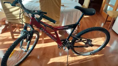 Bicicleta Oxford de Montaña Roja y Negra - miniatura 2