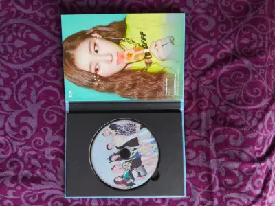 Álbum de música K-pop ITZY ICY - miniatura 2