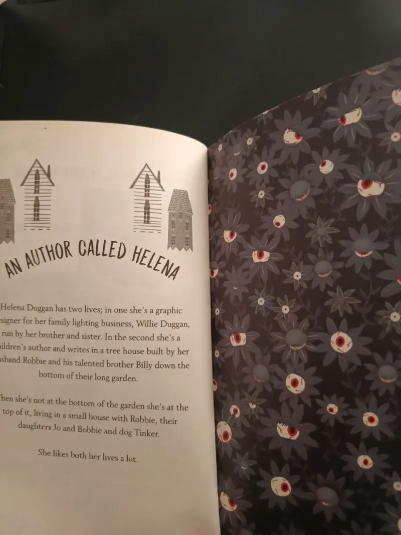 Libro 'A Place Called Perfect' de Helena Duggan - 5