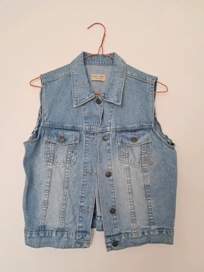 Chaleco de mezclilla sin mangas Donna Jeans - 1