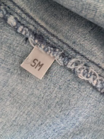Chaleco de mezclilla sin mangas Donna Jeans - miniatura 3