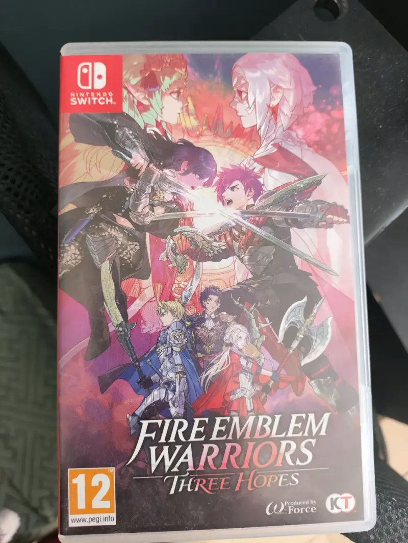 Juego Switch Fire Emblem Warriors Three Ho