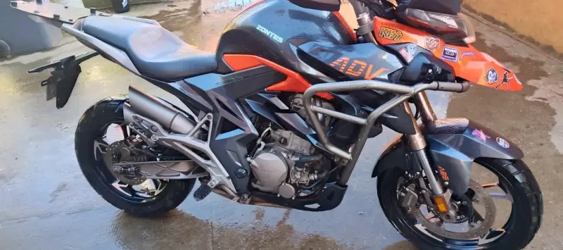 Moto Zontes ADV 310 en buen estado - 1