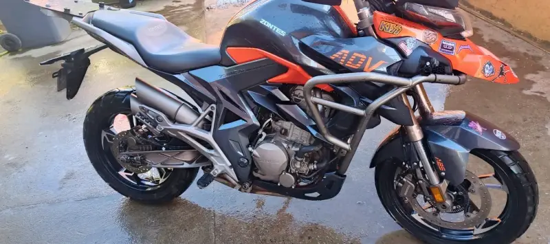 Moto Zontes ADV 310 en buen estado - 5