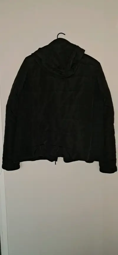 Chaqueta negra con capucha Lorenzo di Ponti - miniatura 3
