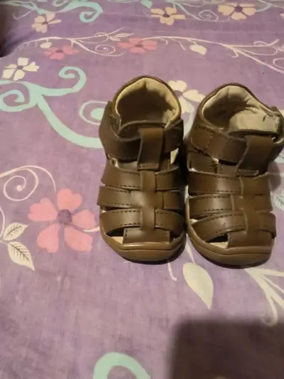 Sandalias de cuero para bebé color marrón - miniatura 2