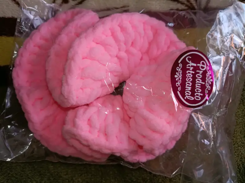 Scrunchies tejidos a crochet - 2