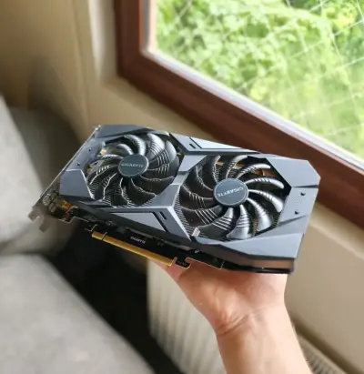 Gpu Rtx 2060 Gigabyte windforce OC - miniatura 1