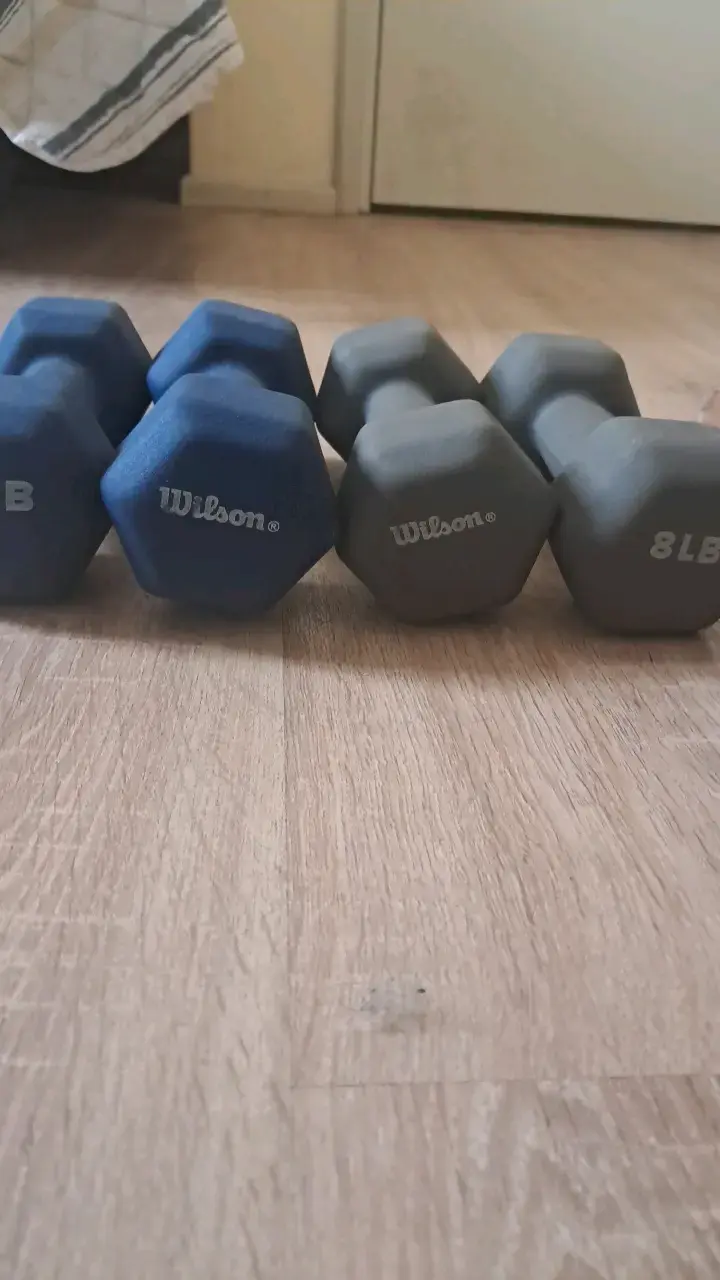 Set de mancuernas Wilson 10LB y 8LB - 4